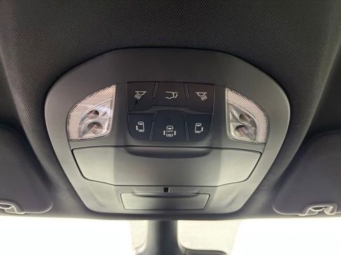 Used 2026 Chrysler Pacifica Select FWD image 36