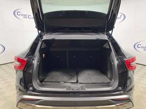 Certified 2025 Chevrolet Trax ACTIV w/ Driver Confidence Package FWD image 26