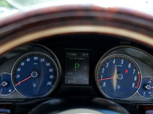 Used 2015 Maserati GranTurismo Convertible image 19