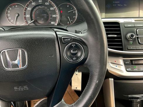 Used 2015 Honda Accord Sport image 11