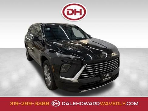 Used 2025 Buick Enclave Preferred image 1