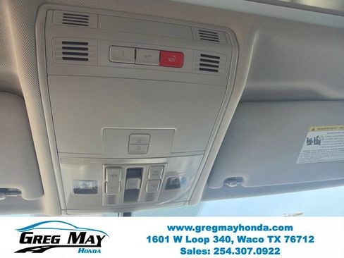 Used 2019 Volkswagen Tiguan SEL FWD image 22