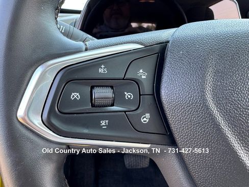 Used 2024 Chevrolet Trax ACTIV w/ Sunroof Package image 28