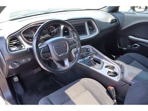 Used 2019 Dodge Challenger SXT w/ Driver Convenience Group RWD image 13