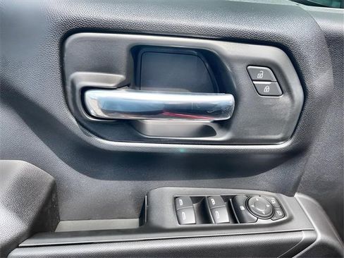 New 2025 Chevrolet Silverado 1500 Custom image 15