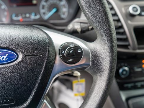 Used 2022 Ford Transit Connect XL image 27