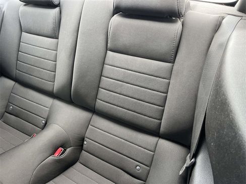 Used 2013 Ford Mustang Premium image 13