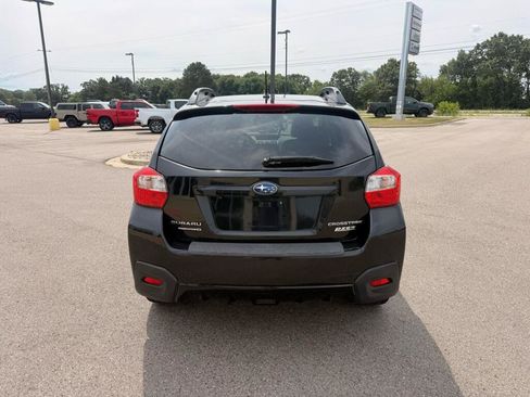 Used 2017 Subaru Crosstrek 2.0i Premium AWD/4WD image 4