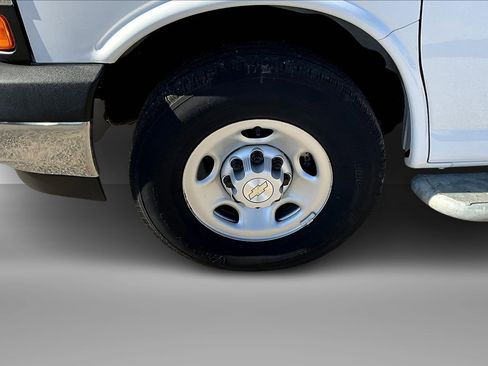 Used 2023 Chevrolet Express 2500 w/ Driver Convenience Package image 2