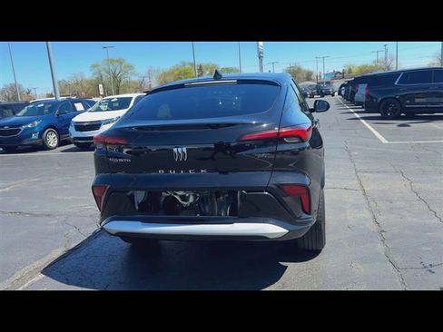 Used 2024 Buick Envista Sport Touring w/ Convenience I Package image 7