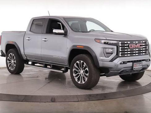 Used 2024 GMC Canyon Denali AWD/4WD image 2