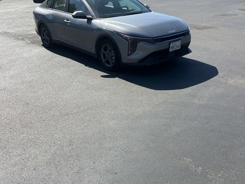 Used 2025 Kia K4 FWD image 5