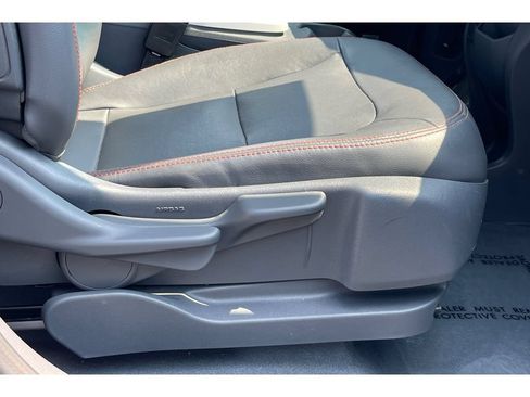 Used 2017 Chevrolet Bolt Premier w/ Driver Confidence II Package FWD image 22