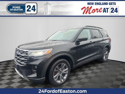 New 2026 Ford Explorer Active w/ Active Comfort Package image 1