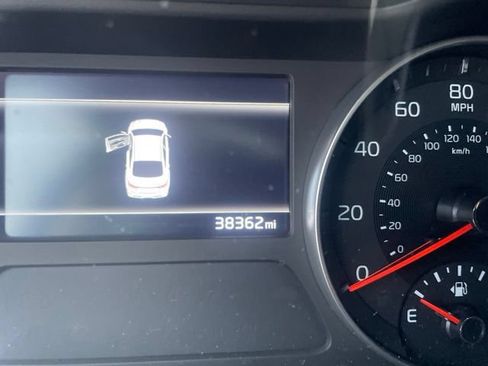Used 2024 Kia Forte GT-Line w/ GT-Line Premium Package FWD image 2