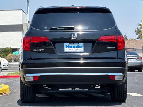 Used 2016 Honda Pilot Touring image 10