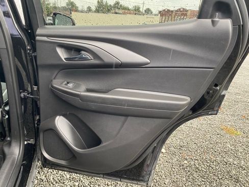 Used 2024 Chevrolet TrailBlazer LT image 18