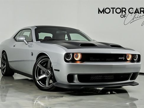 Used 2019 Dodge Challenger SRT Hellcat Redeye RWD image 1