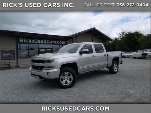 Used 2018 Chevrolet Silverado 1500 LT w/ Texas Edition AWD/4WD image 1