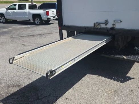 Used 2022 Ford E-350 and Econoline 350 Super Duty RWD image 8