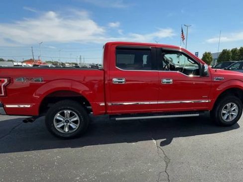 Used 2016 Ford F150 XLT AWD/4WD image 9