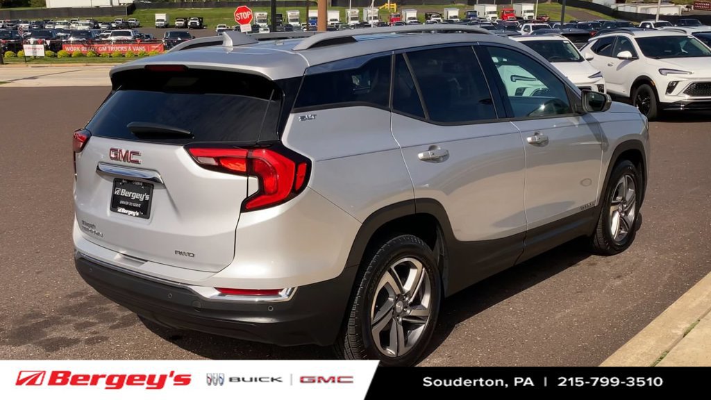 Used 2020 GMC Terrain SLT w/ Preferred Package AWD/4WD image 10