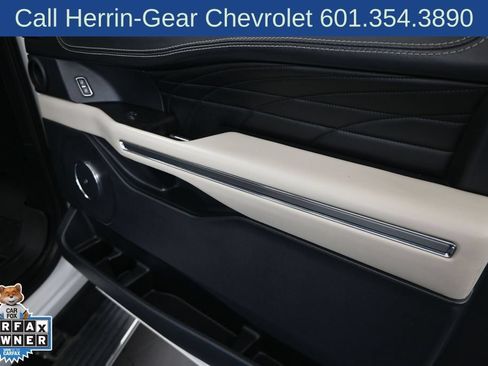 Used 2020 Ford Expedition Max Platinum RWD image 25