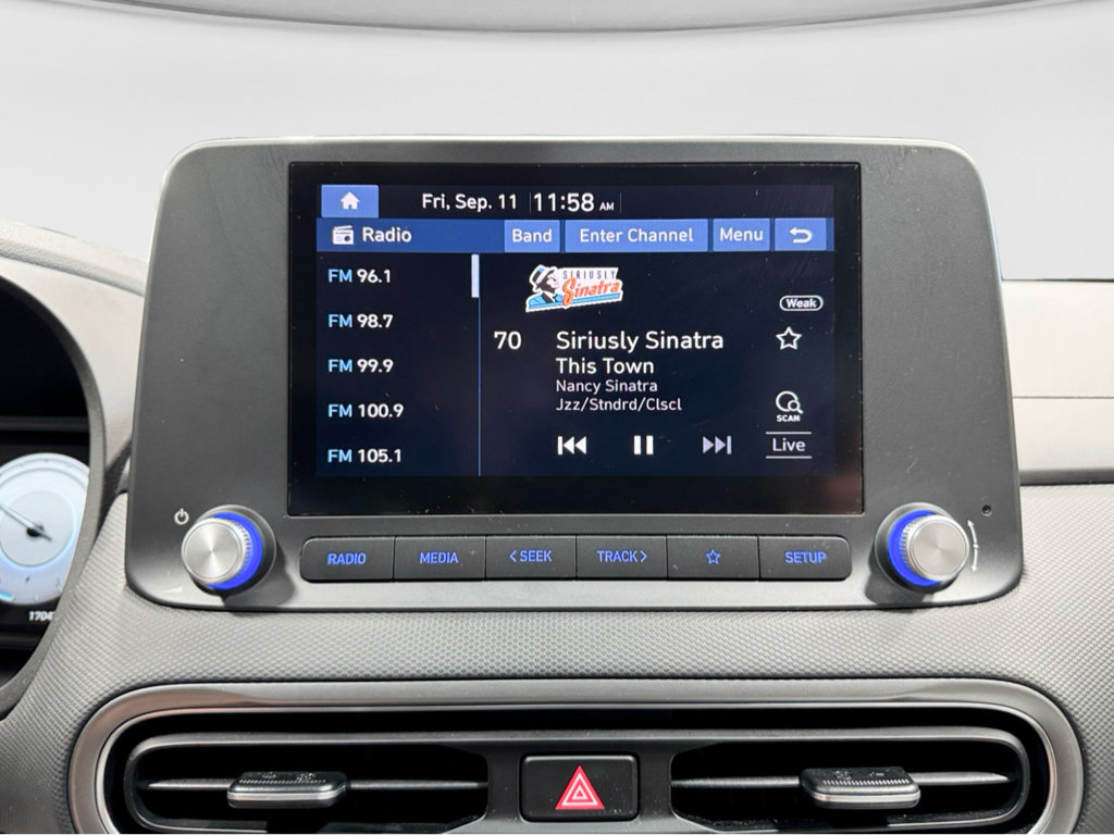 Used 2023 Hyundai Kona SE FWD image 11