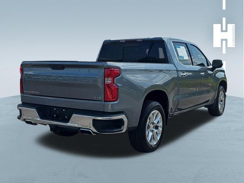 Used 2019 Chevrolet Silverado 1500 LTZ w/ LTZ Plus Package AWD/4WD image 4