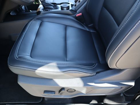 New 2025 Ford Bronco Outer Banks image 12