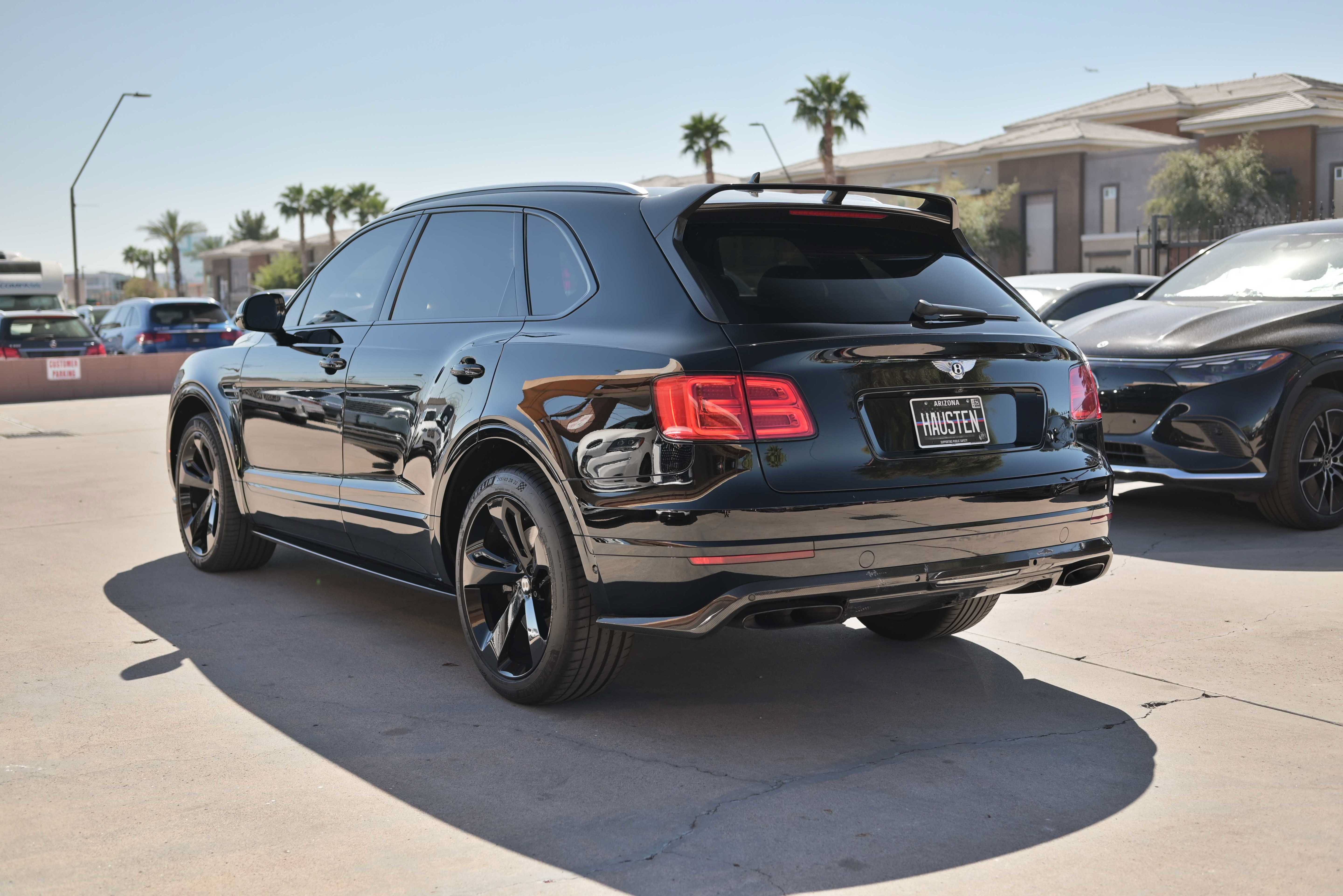 Used 2018 Bentley Bentayga AWD/4WD image 5