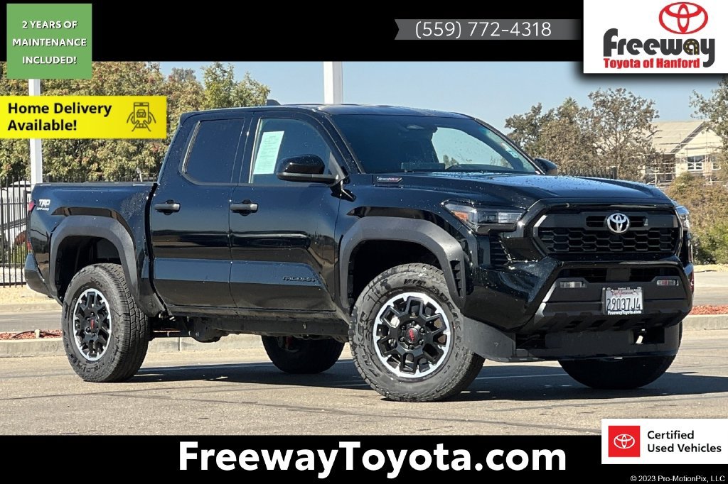 Certified 2025 Toyota Tacoma TRD Off-Road AWD/4WD image 1