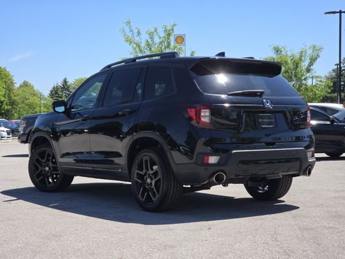 Certified 2024 Honda Passport Black Edition image 24