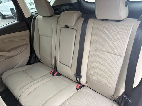 Used 2019 Ford Escape SE FWD image 28