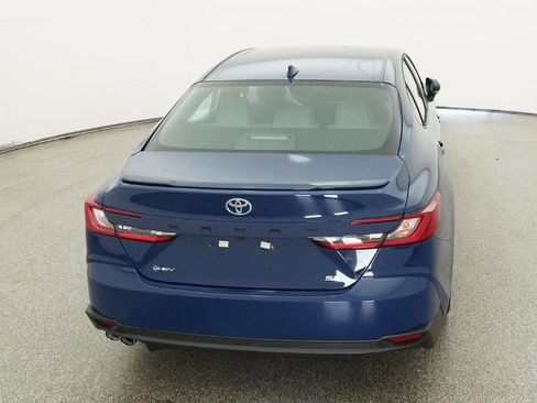 New 2026 Toyota Camry SE FWD image 7