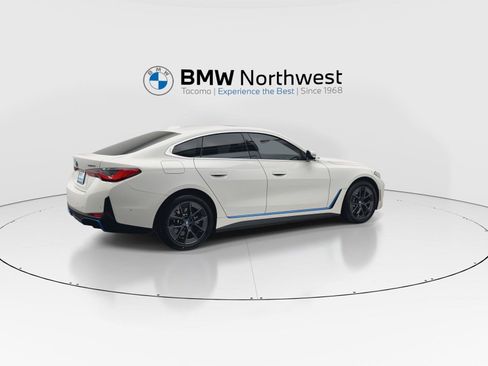 Used 2023 BMW i4 eDrive35 w/ Premium Package RWD image 4
