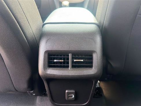 Used 2022 Chevrolet Equinox LT FWD image 21