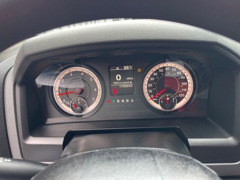 Used 2017 RAM 1500 Express w/ Express Value Package image 4