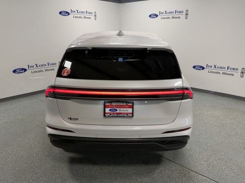 Used 2025 Lincoln Nautilus Premier w/ Jet Appearance Package AWD/4WD image 33