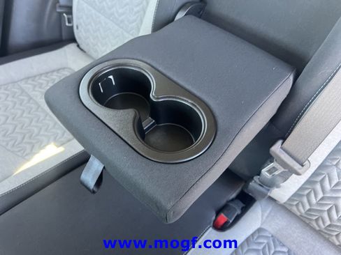 Used 2023 Chevrolet Equinox LT w/ LPO, Floor Liner Package FWD image 24