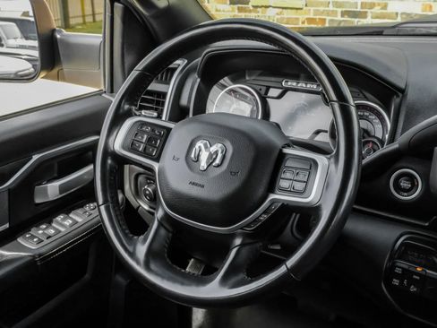 Used 2022 RAM 2500 Big Horn w/ Level C Equiment Group AWD/4WD image 19