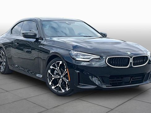 Used 2026 BMW 230i Coupe w/ Convenience Package RWD image 2