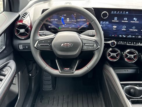 New 2025 Chevrolet Blazer EV RS image 14