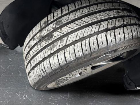 Used 2024 Genesis GV70 2.5T w/ Sport Prestige Package image 37