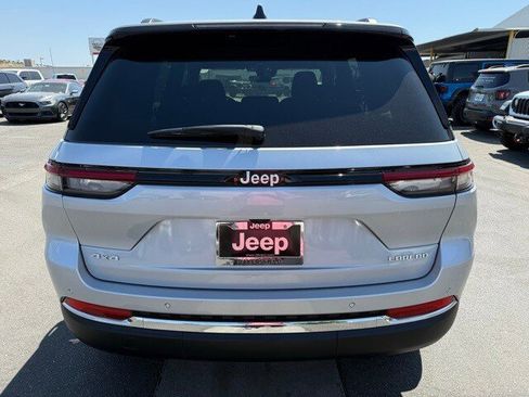 New 2025 Jeep Grand Cherokee Laredo X w/ Luxury Tech Group I image 5