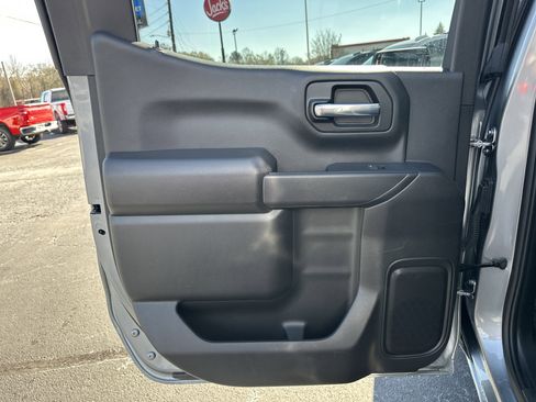 Certified 2025 Chevrolet Silverado 1500 Custom image 22