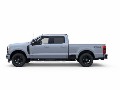 New 2026 Ford F250 Lariat w/ Black Appearance Package image 4