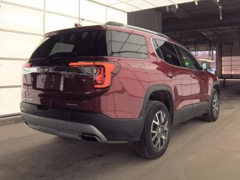 Used 2023 GMC Acadia SLE w/ Driver Convenience Package image 4