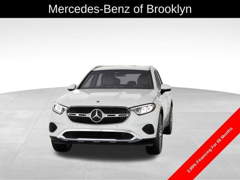 Certified 2025 Mercedes-Benz GLC 300 4MATIC image 44