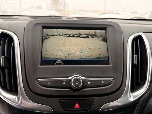 Used 2019 Chevrolet Equinox LT w/ Driver Convenience Package image 33
